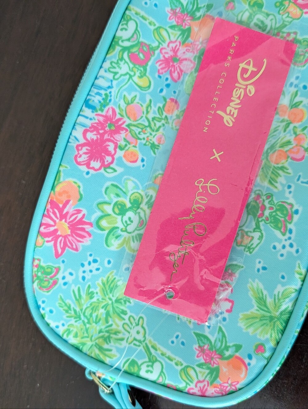 NWT Disney x Lilly Pulitzer Teal Floral Wristlet - Picture 5 of 6